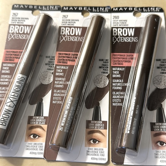 Maybelline New York Brown Extensions - Picture 3 of 5